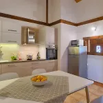Casa Mira *