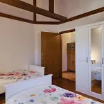 Casa Mira *