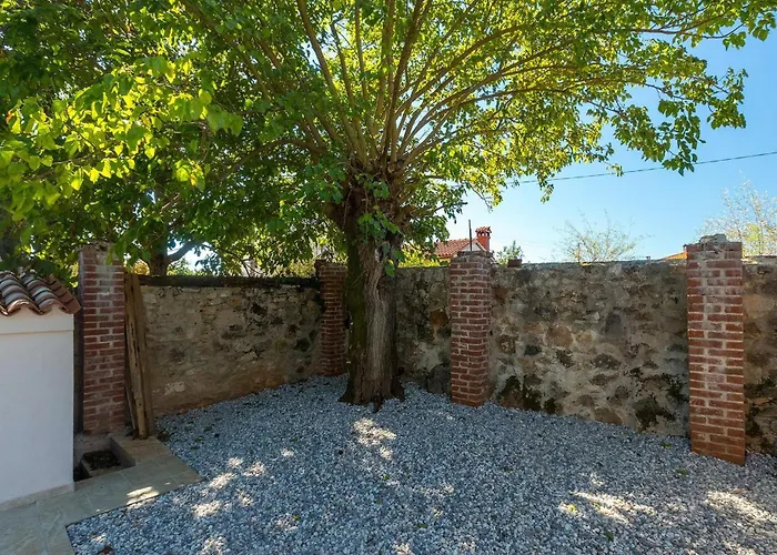 Casa Mira بيت للعطل *