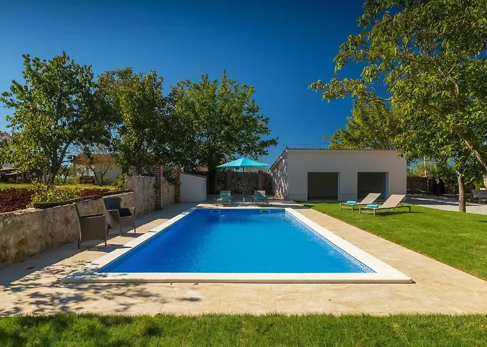 Casa Mira بيت للعطل Vižinada