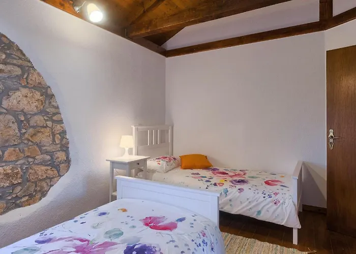 Casa Mira