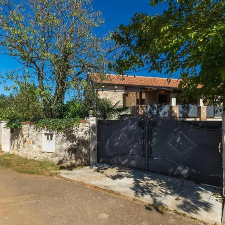 Casa Mira Vižinada