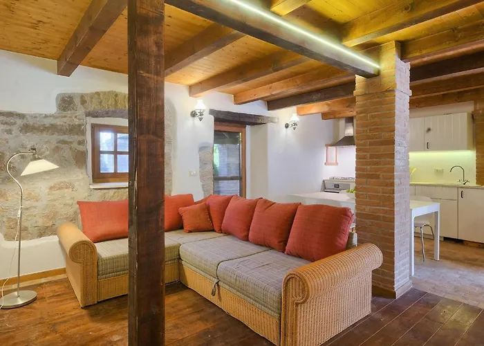 Casa Mira